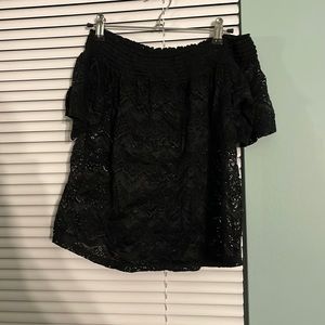 Black lace strapless top